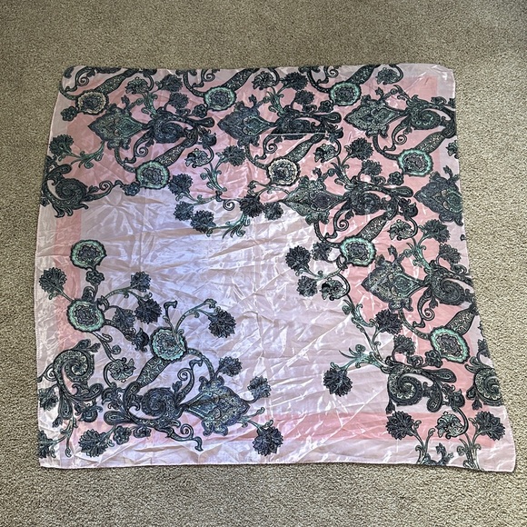 Accessories - Elegant Pink and Green Floral silk scarf